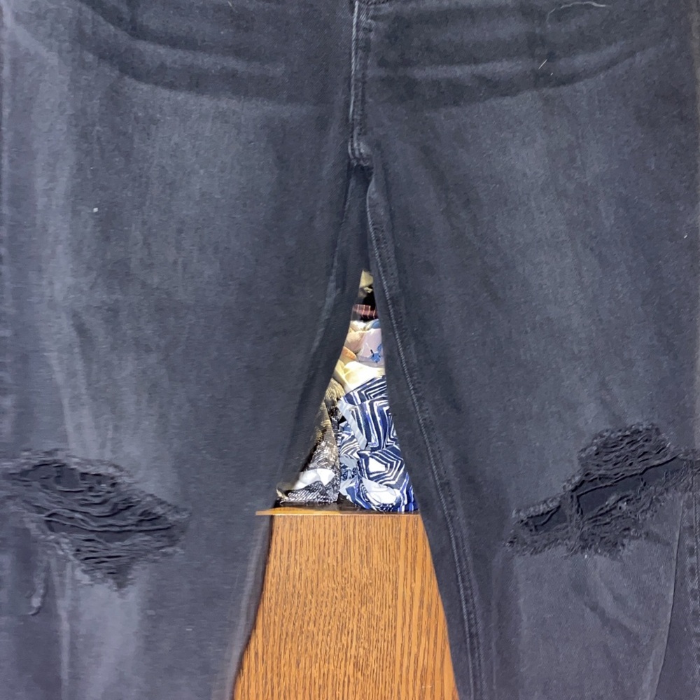 Women's Distressed Black Jeans